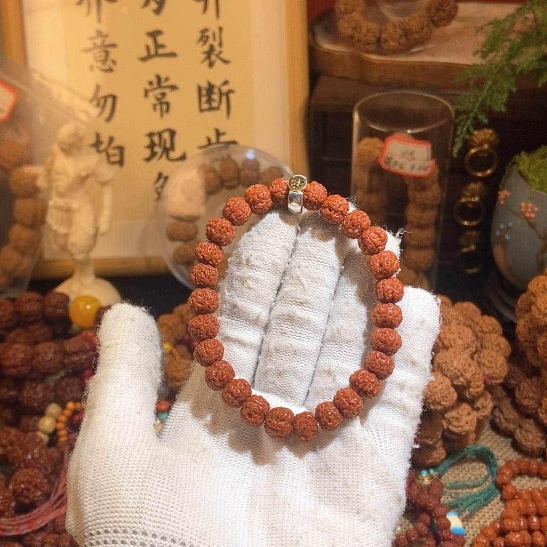 金刚菩提吊坠105玉化