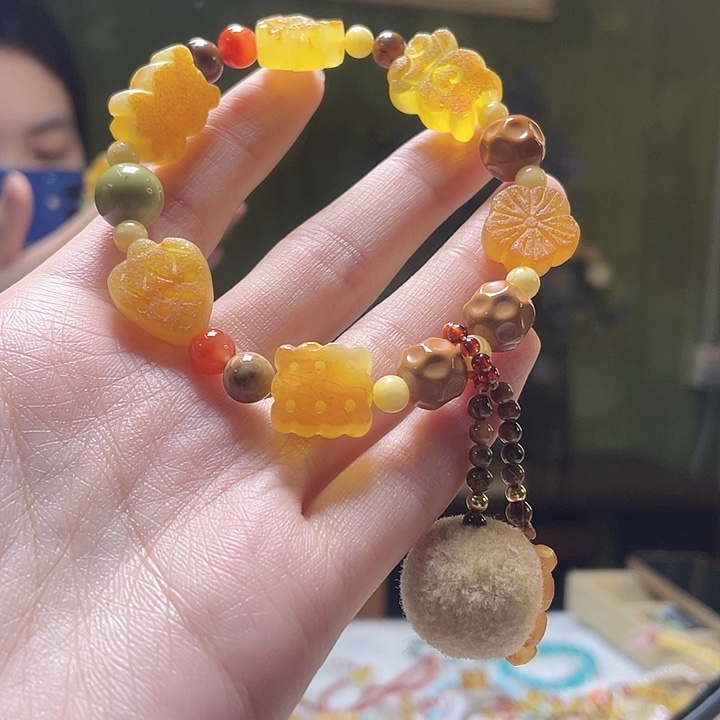 蜜蜡未镶嵌裸石手串