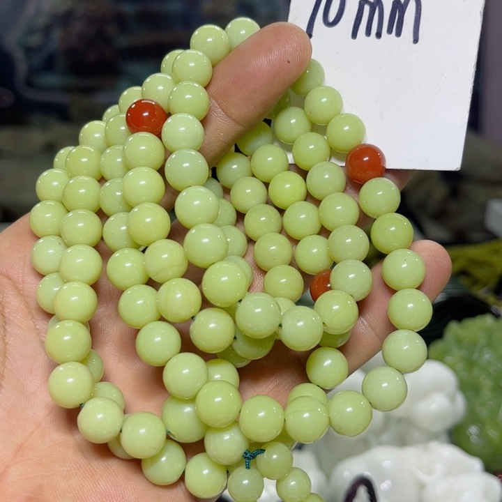 蛇纹石玉项链未镶嵌