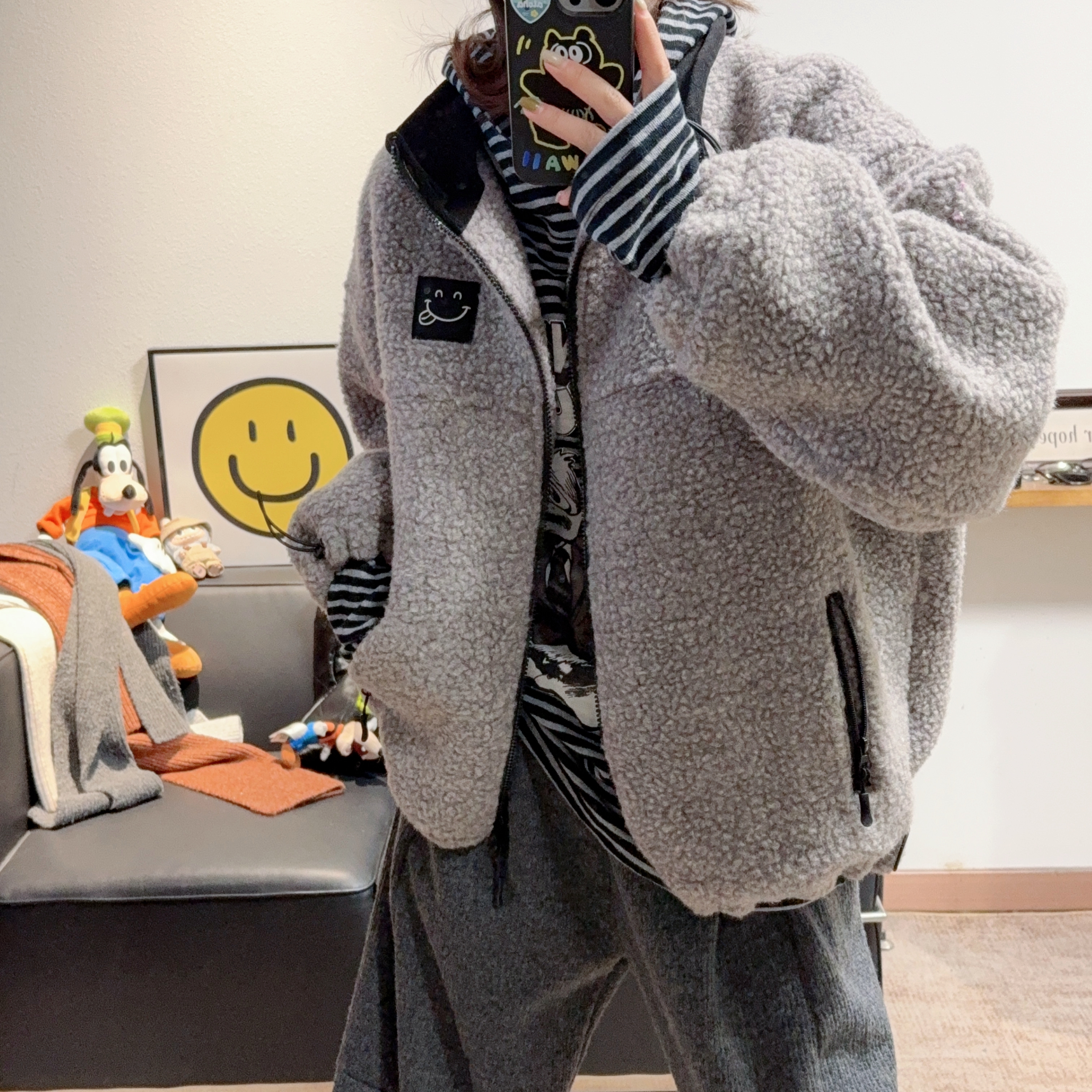 2025冬季新款灰咖色笑脸贴布立领加厚绒绒羊毛外套女宽松显瘦保暖