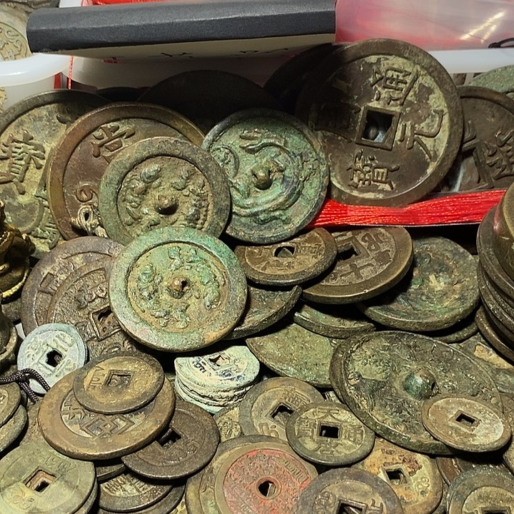 铜***发铜现代文创产品800