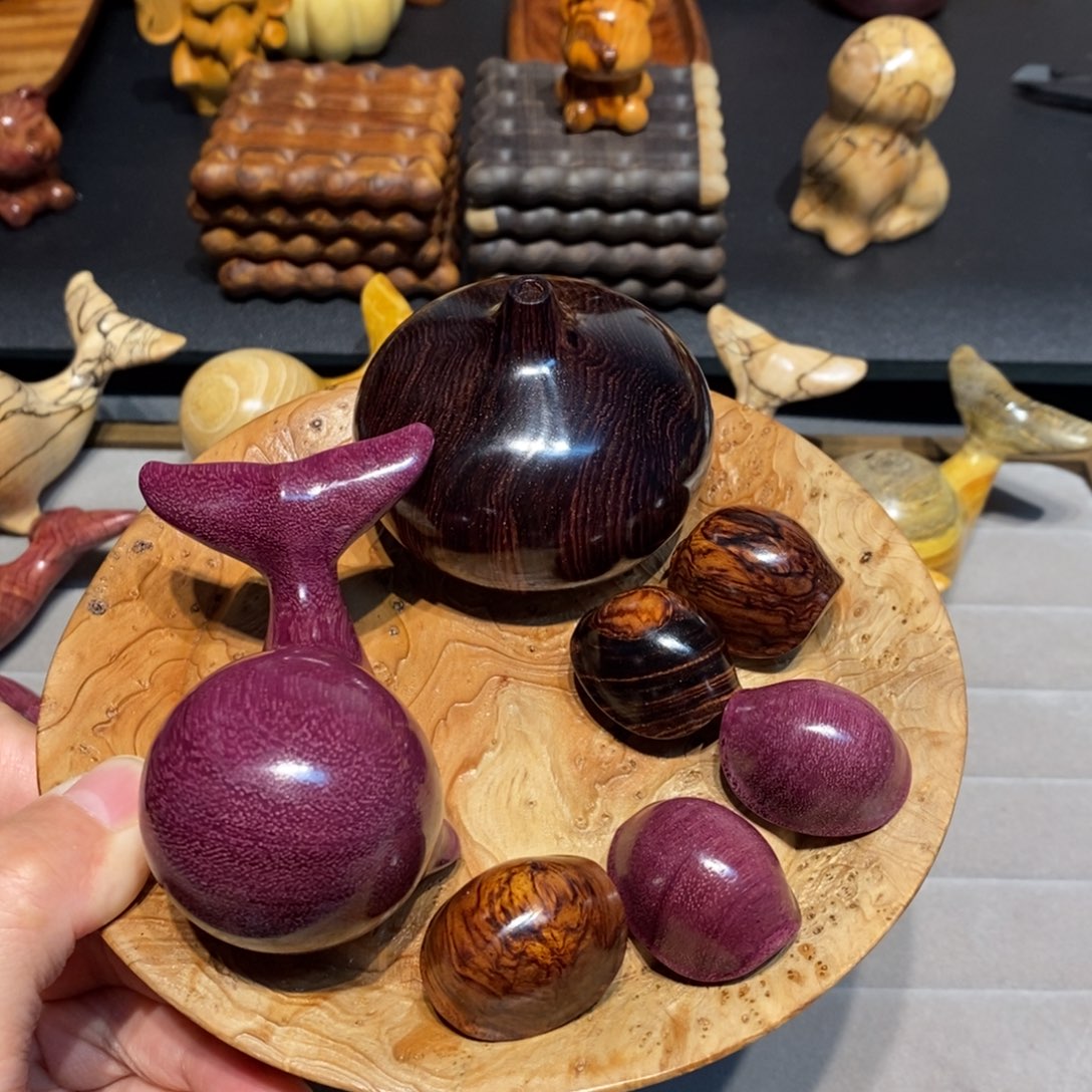 葫芦?****o1花器1鲸鱼5小富甲