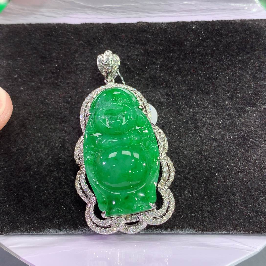 翡翠18K金镶嵌吊坠(赠链)
