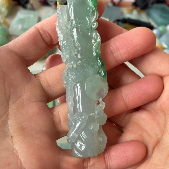 翡翠未镶嵌颈饰天然翡翠