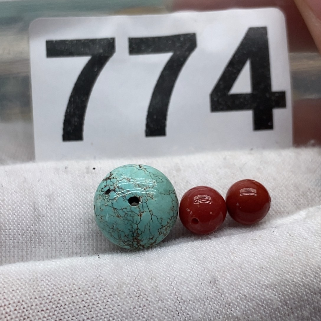 南红玛瑙未镶嵌颈饰