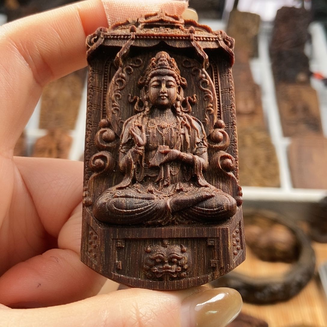 木自**?越南芽庄红土牌子