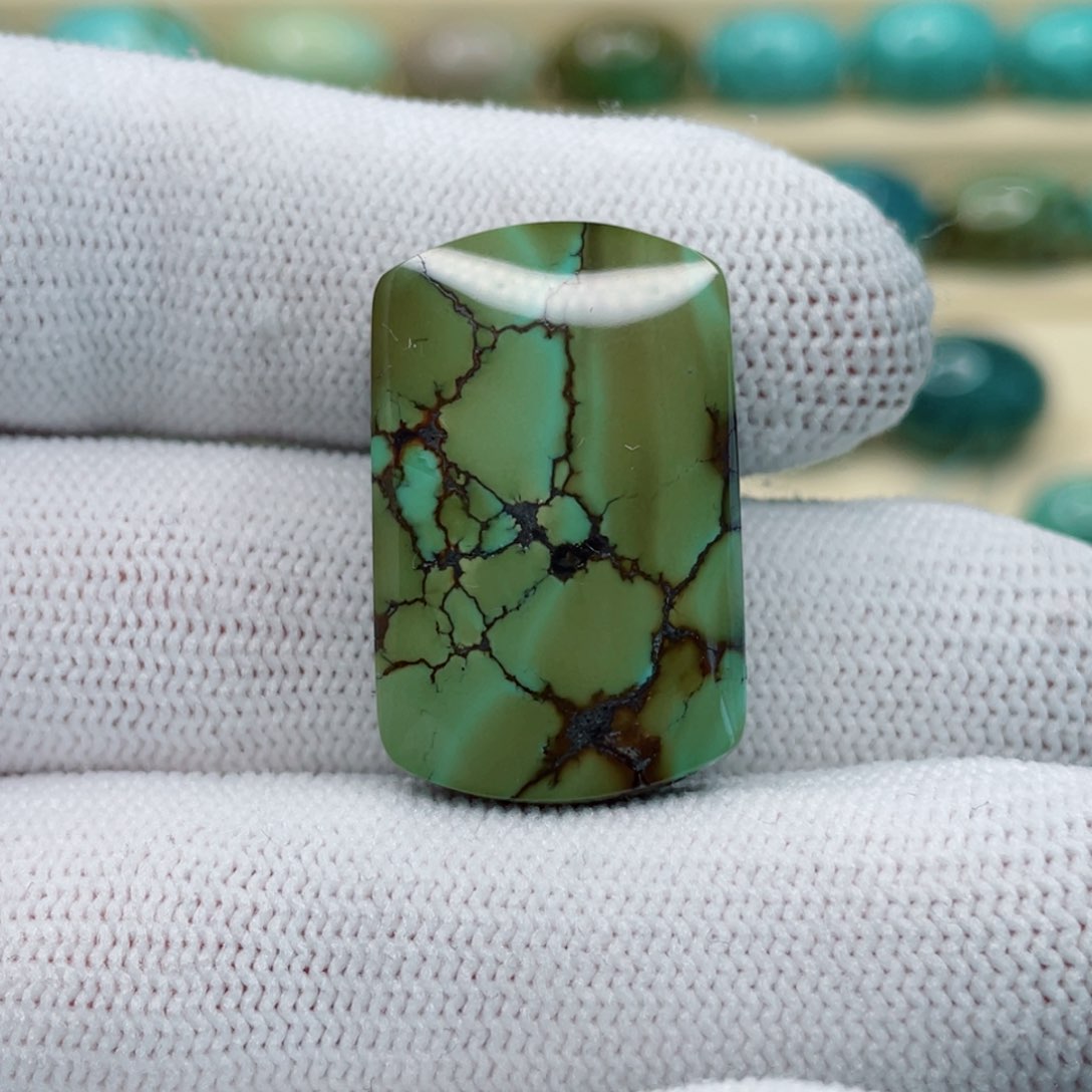 未镶嵌绿松石珠宝奇石