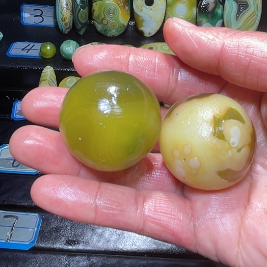 【闪购商品】玛瑙未镶嵌珠宝奇石