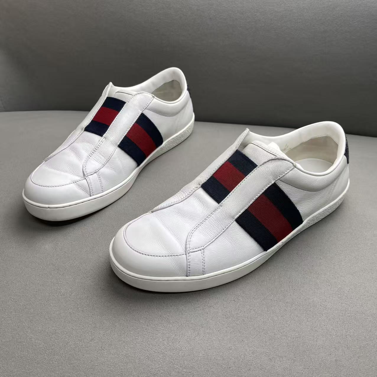 95新 GUCCI/古驰 白色皮革面时尚百搭经典低帮板鞋 41/福利款