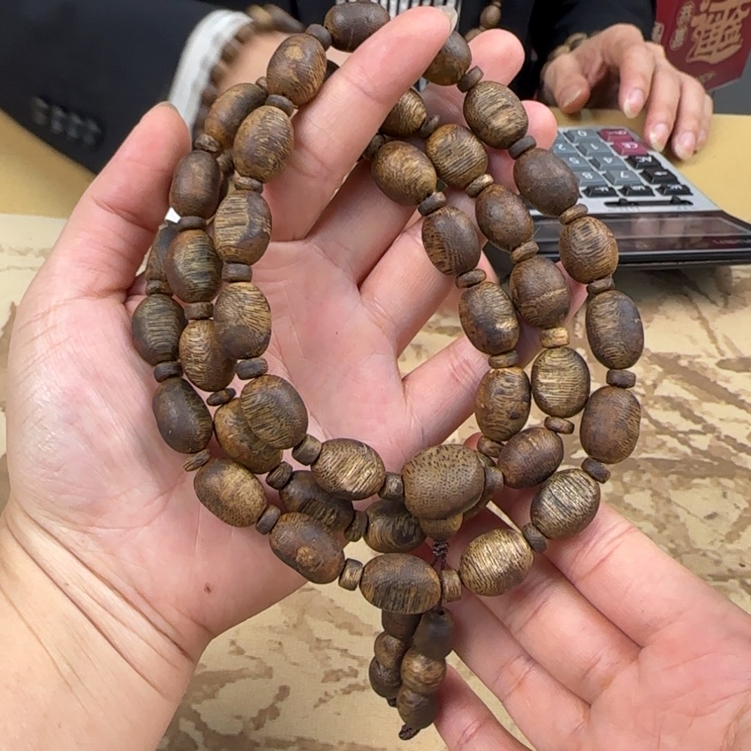 沉香手串绿棋陆河瘤疤多样性发货1条40克