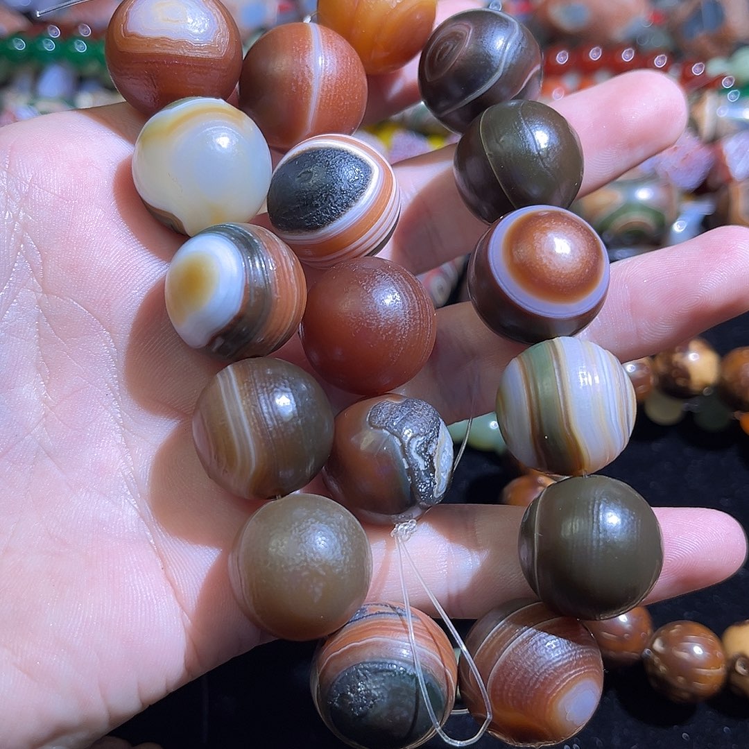 玛瑙/玉髓未镶嵌珠宝半成品