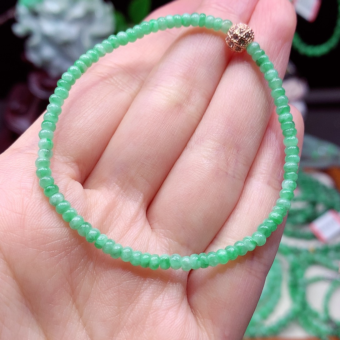 翡翠未镶嵌手链翡翠