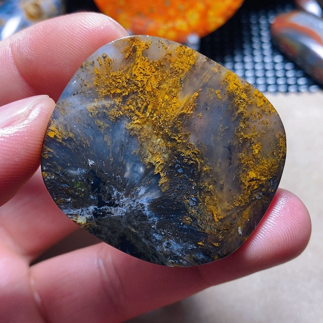 玛瑙/玉髓颈饰未镶嵌来**人