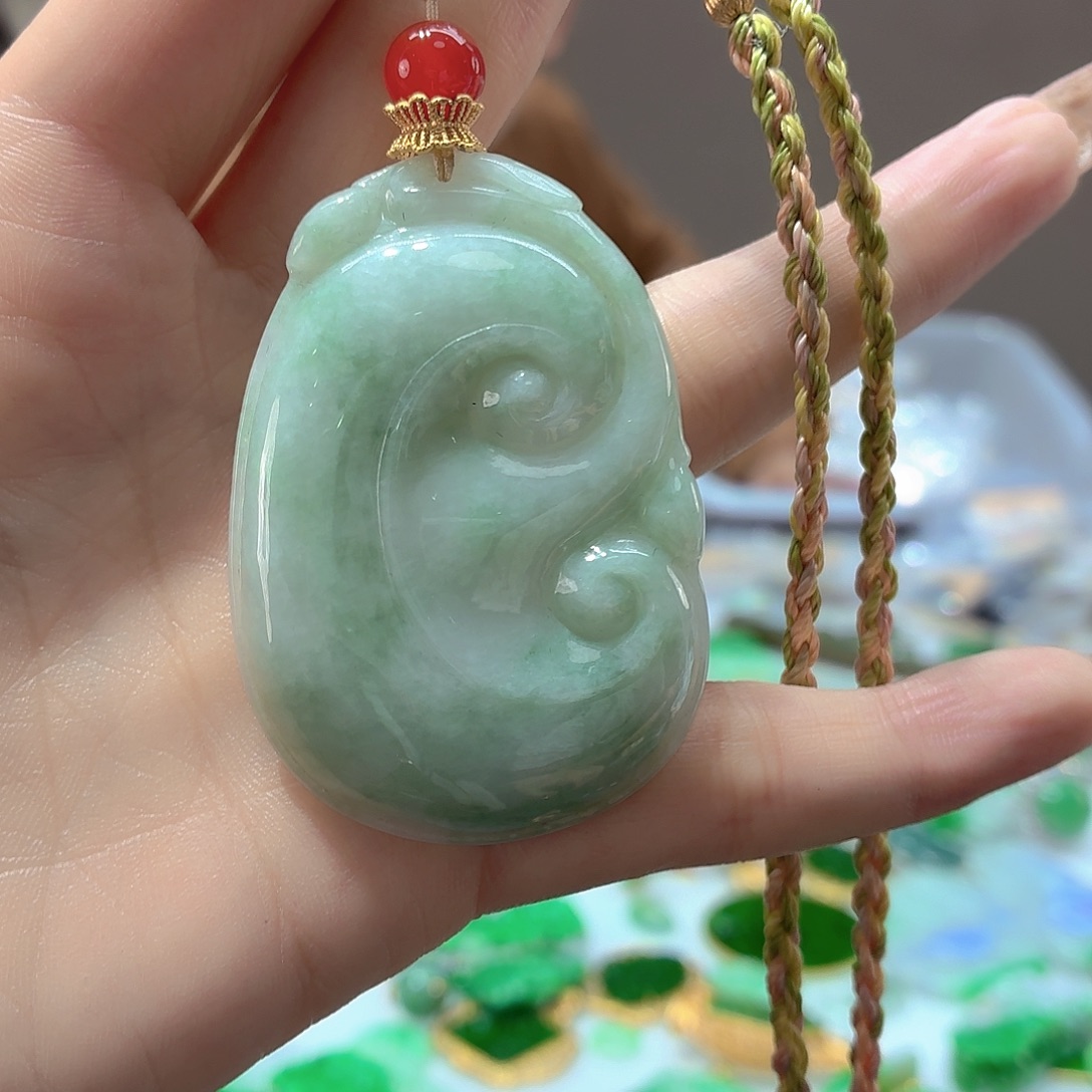 颈饰未镶嵌翡翠翡翠