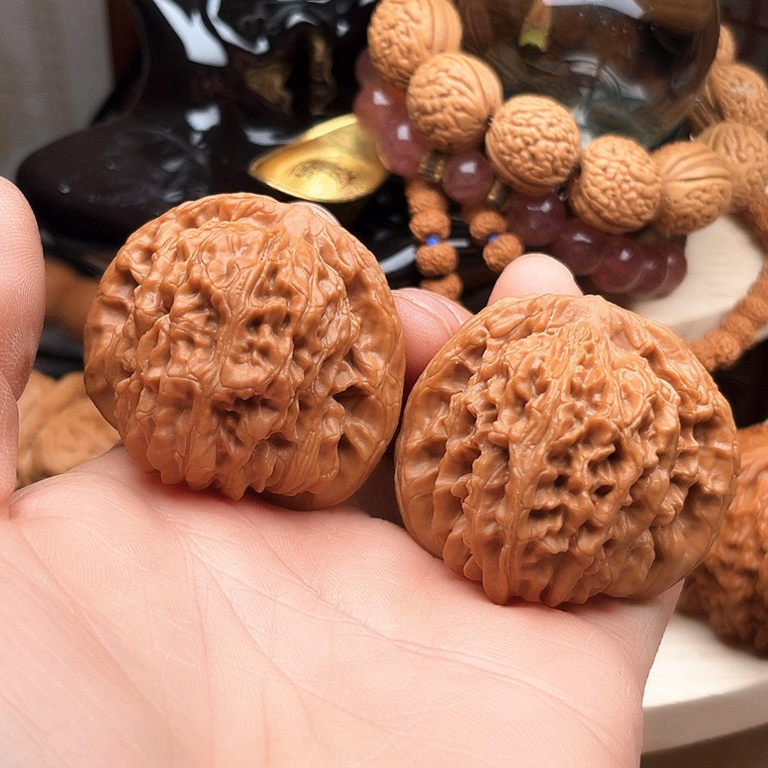 超***水把件文玩核桃四座楼