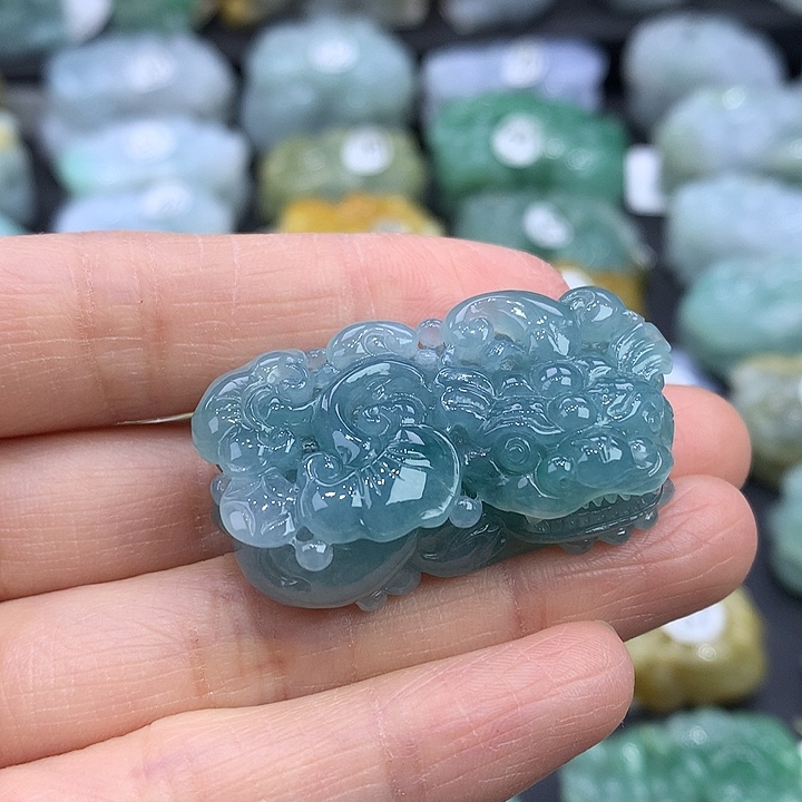 翡翠未镶嵌颈饰天然缅甸翡翠貔貅吊坠