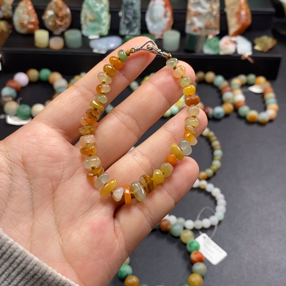 翡翠未镶嵌手链卡4+