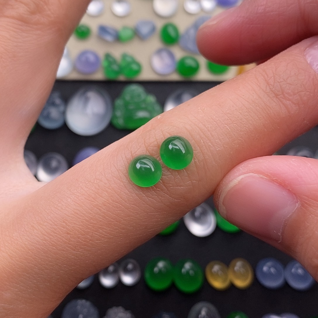 定制翡翠未镶嵌翡翠