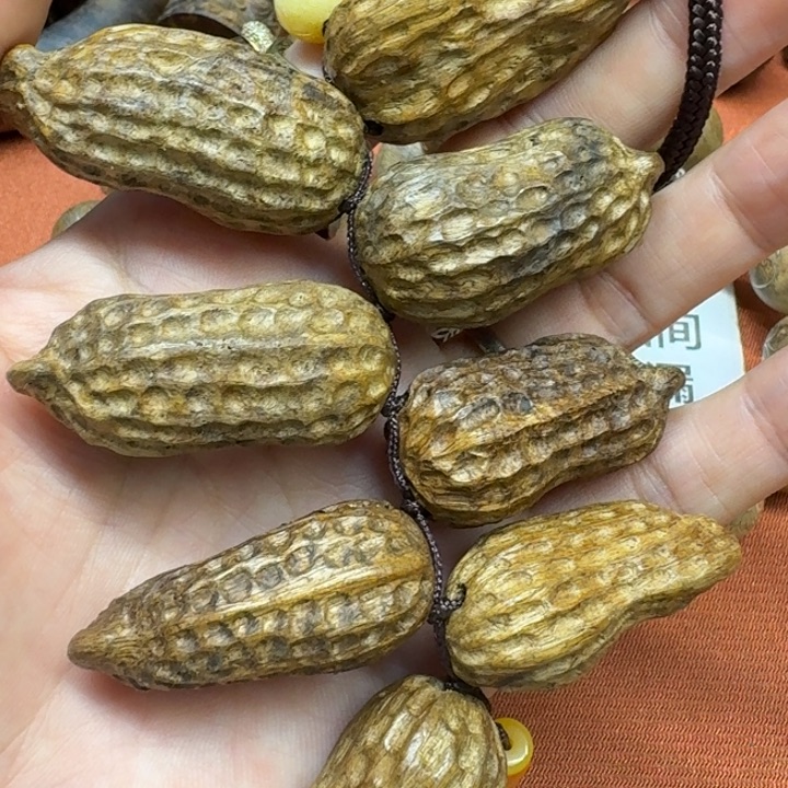 大叶紫檀（黑酸枝木类）