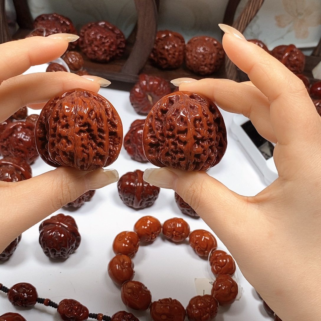 吊坠橄榄核农***?南疆石