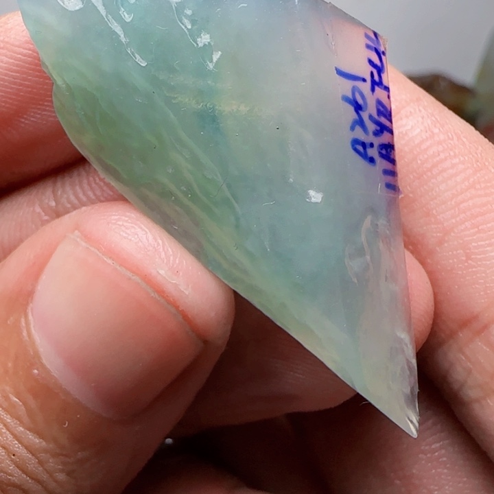 定制翡翠未镶嵌不包工