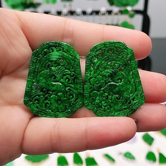 翡翠未镶嵌耳饰耳饰