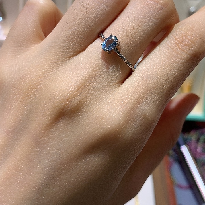 佳***海蓝宝石戒圈银S925镶嵌拍3单不返运费