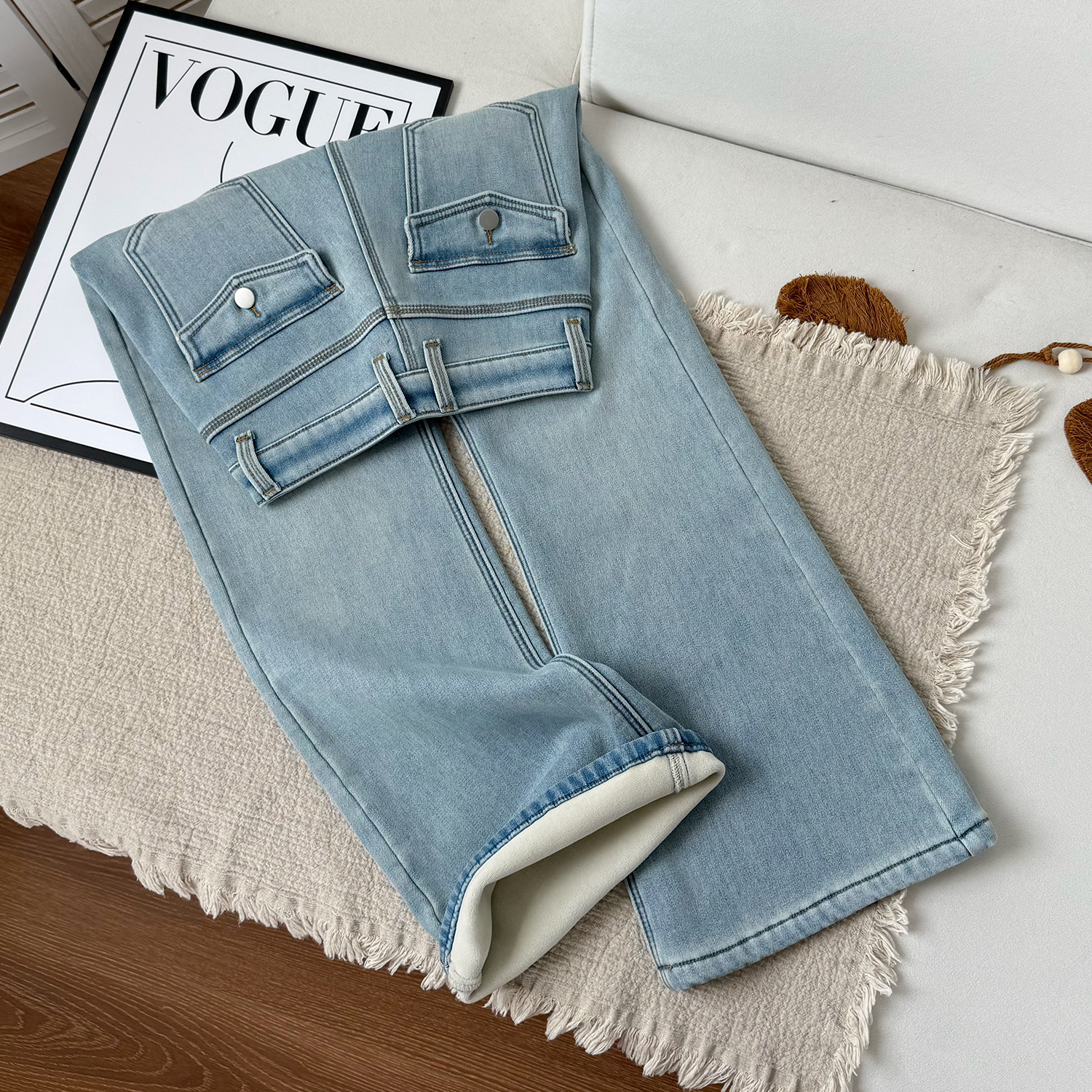 清风蓝不贴腿加绒微喇牛仔裤2025冬季新款百搭高腰弹力显瘦马蹄裤