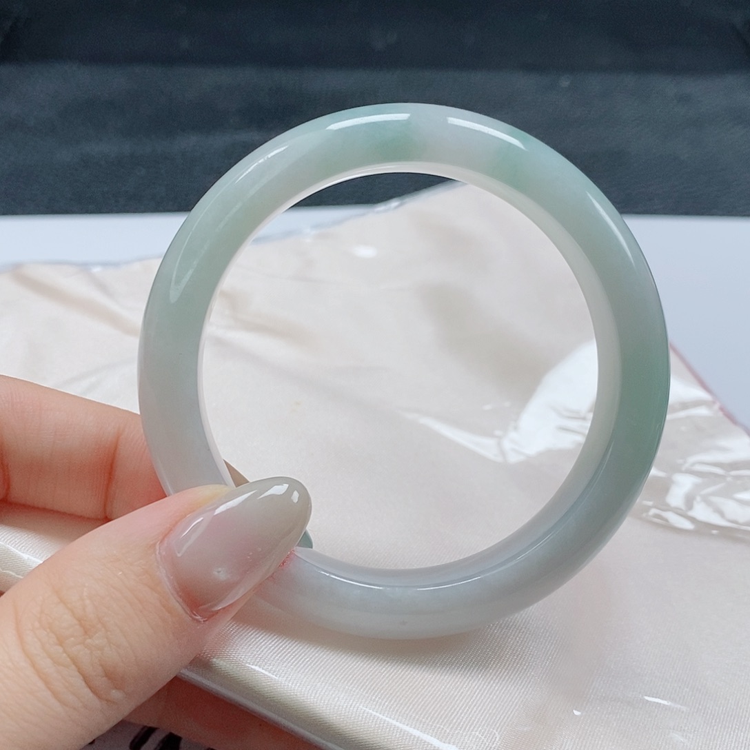 【闪购商品】未镶嵌手镯翡翠485号