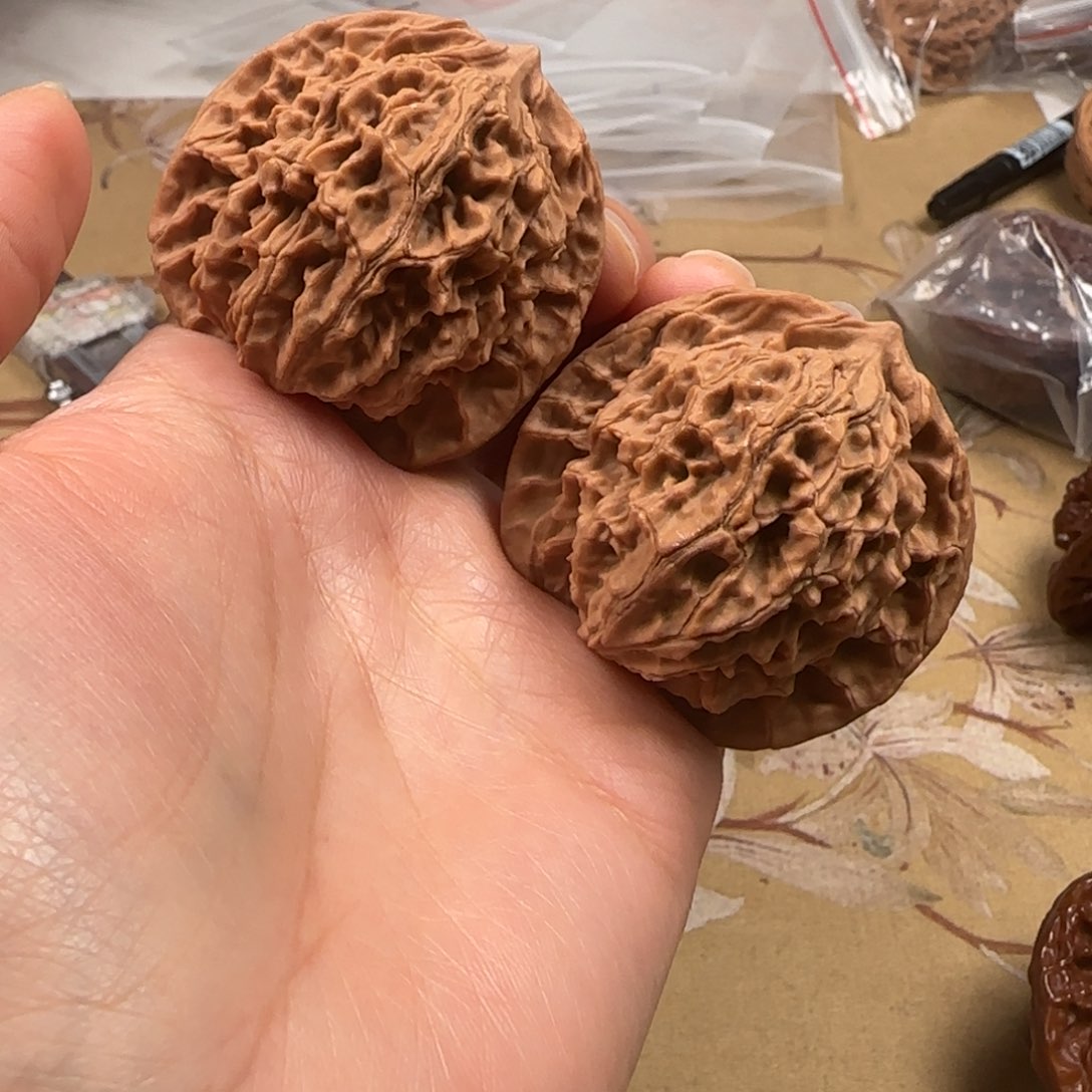 文玩核桃吊坠秦皇帽44-13