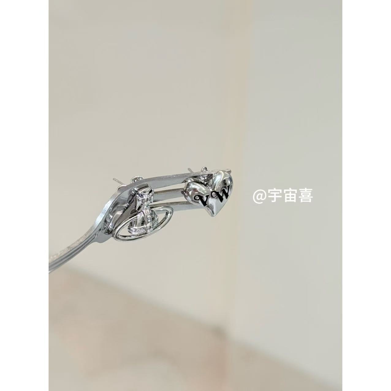 铜合金珐琅耳饰 U2-036【银色星球ab小尾巴爱心黑色珐琅金属耳钉】