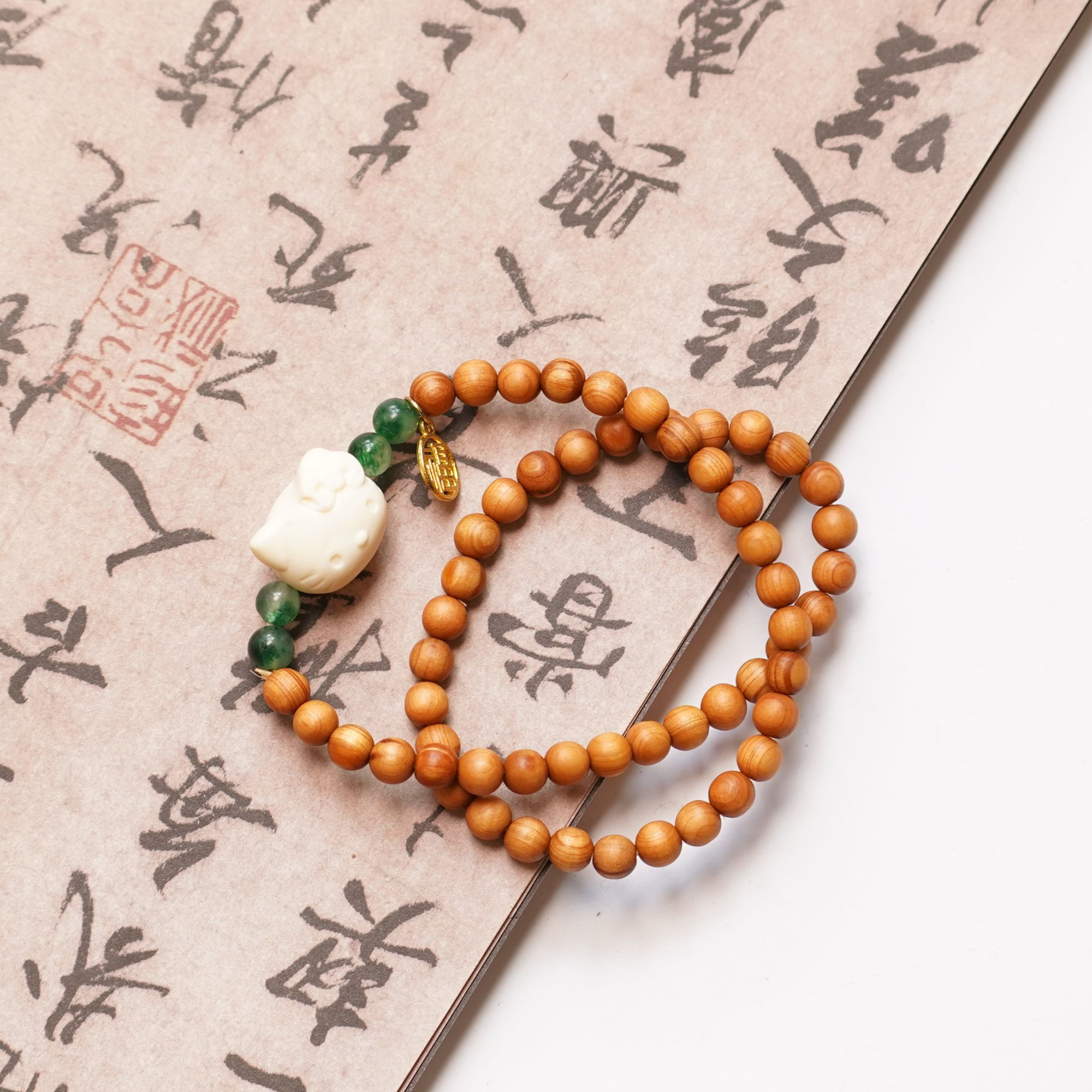 崖柏多圈手串ZC10A4519