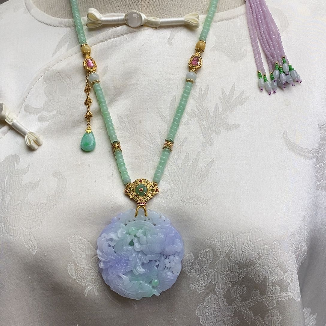 翡翠颈饰未镶嵌天然