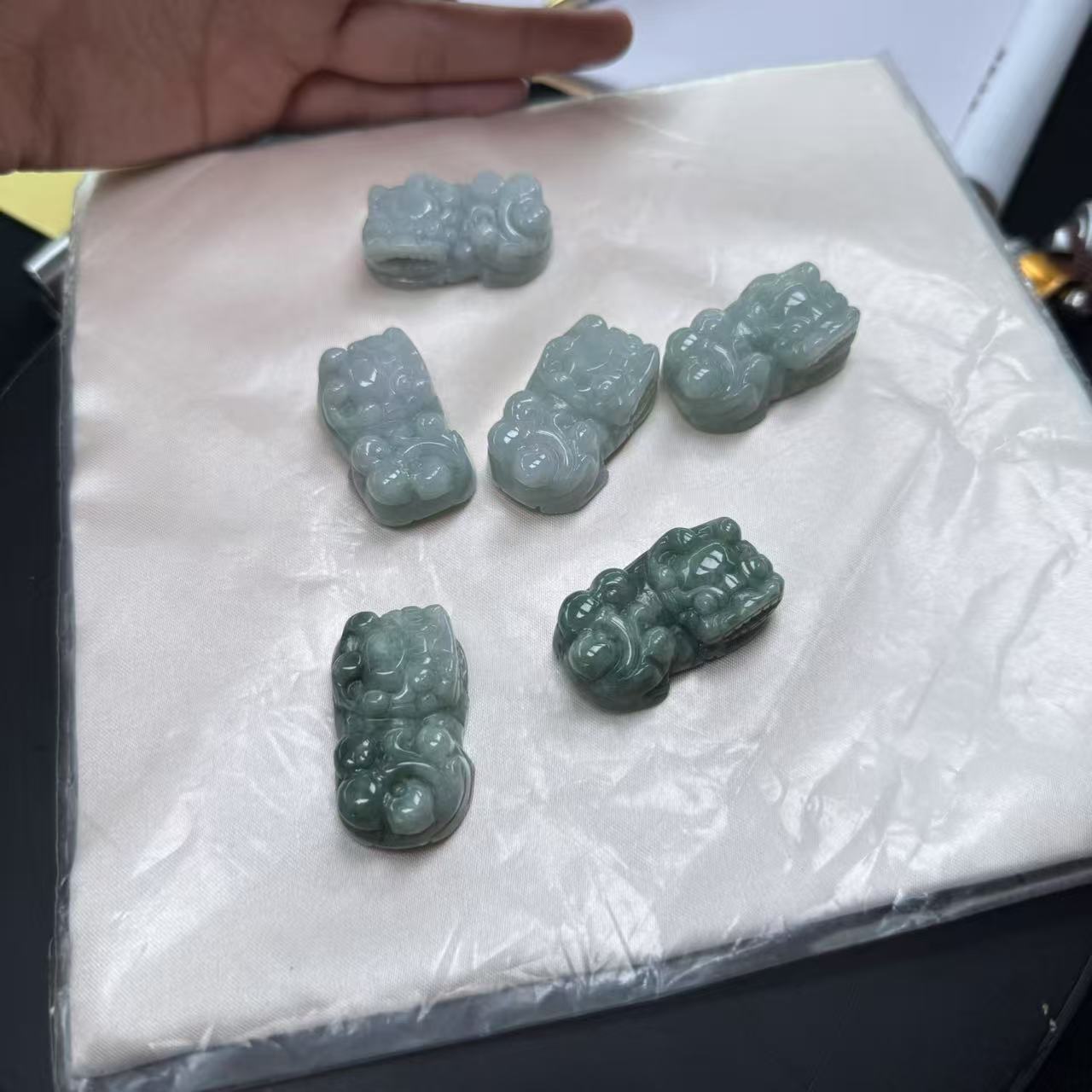 天然缅甸a货翡翠貔貅吊坠 C428—多样性发一件