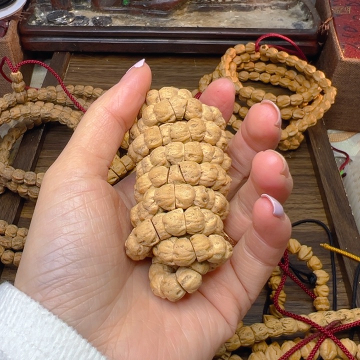 柏香籽/百香籽吊坠小*哥