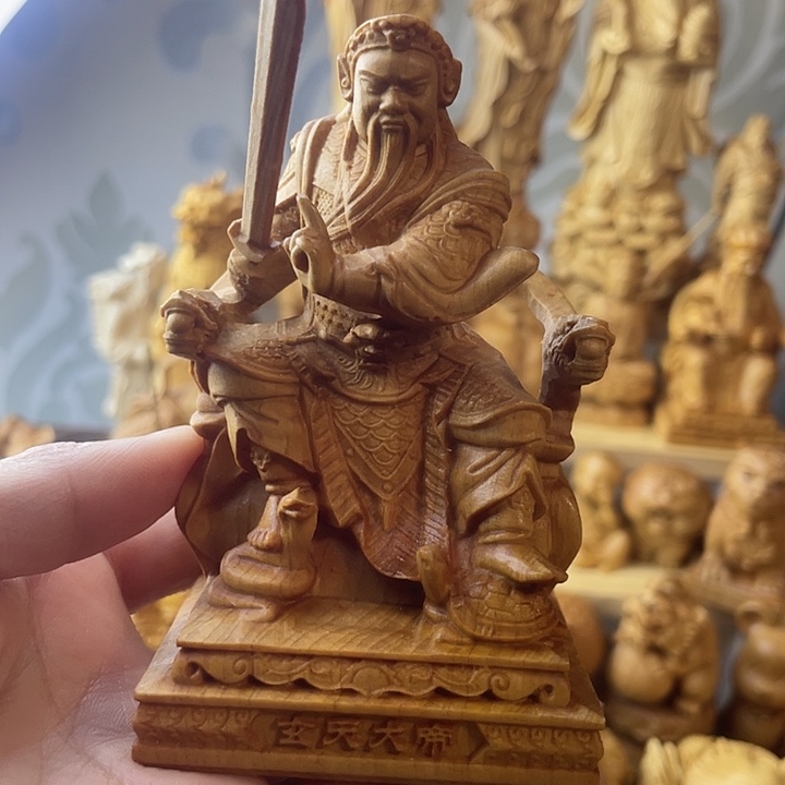 柏木（崖柏）玄天大帝高10公分