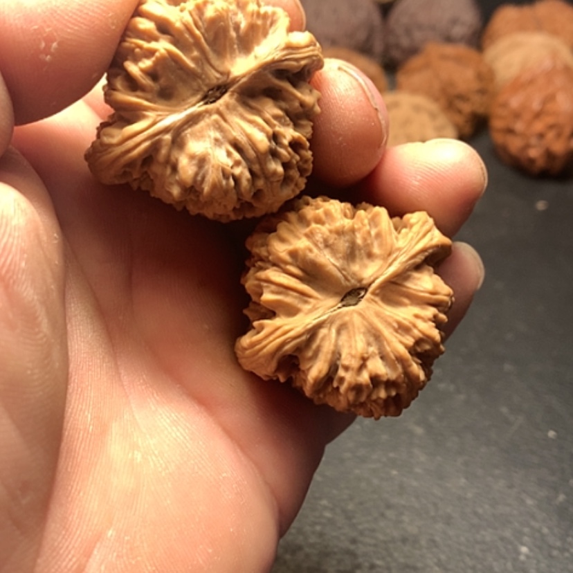 【闪购商品】文玩核桃吊坠卅*南疆