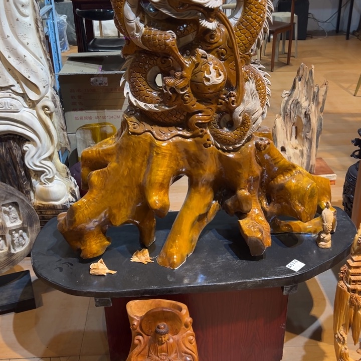 柏木（崖柏）用****3金丝楠木。