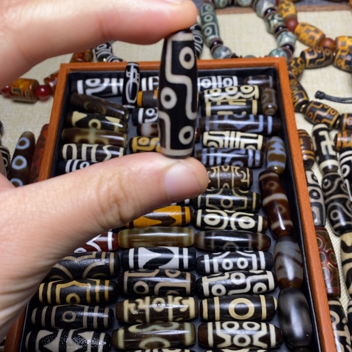 玛瑙/玉髓（覆膜）未镶嵌颈饰