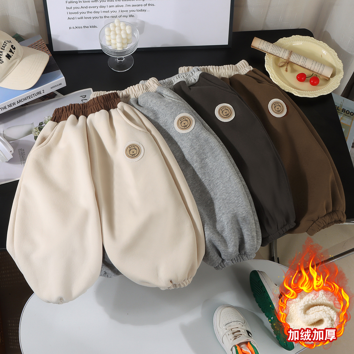 爆款儿童卡通一体绒休闲卫裤冬季男女童加厚加绒宽松型保暖长裤