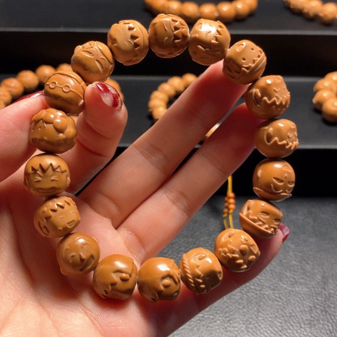 猴头核桃手串客****7小丸子