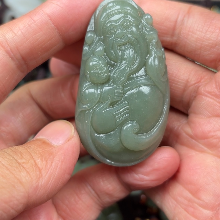 和田玉吊坠未镶嵌