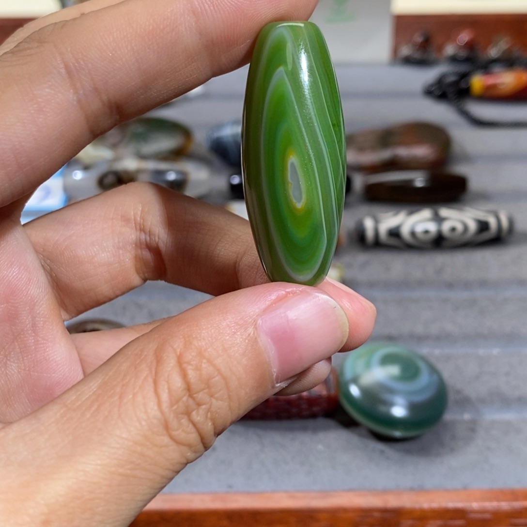 L***s合金颈饰玛瑙/玉髓