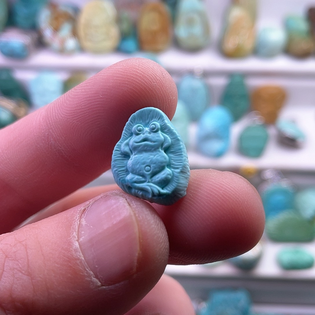 绿松石颈饰未镶嵌