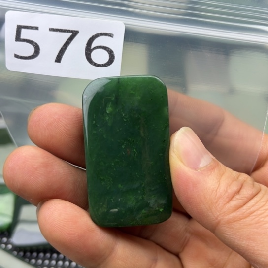 和田玉未镶嵌珠宝半成品