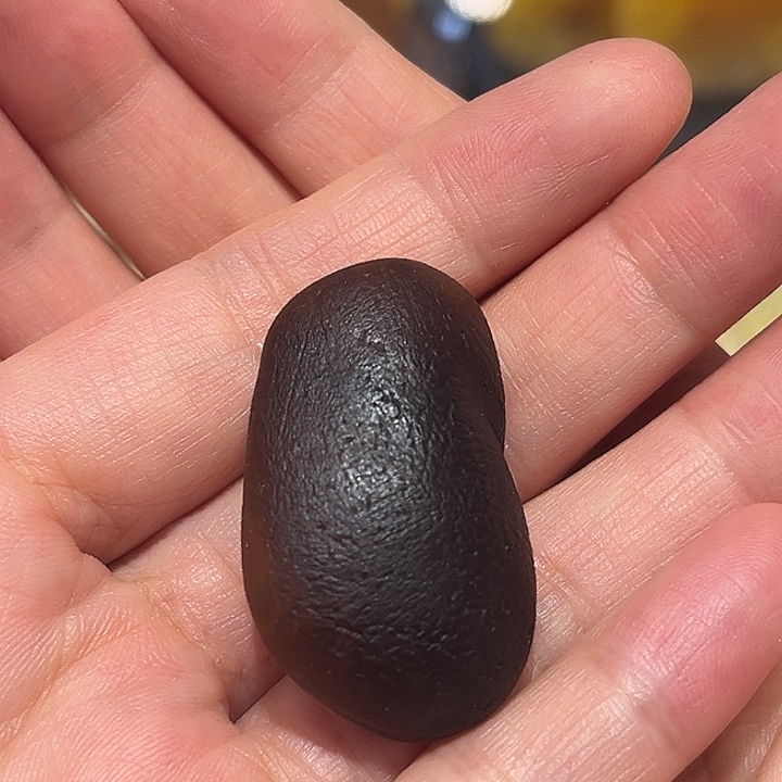 琥珀未镶嵌颈饰吊坠海飘