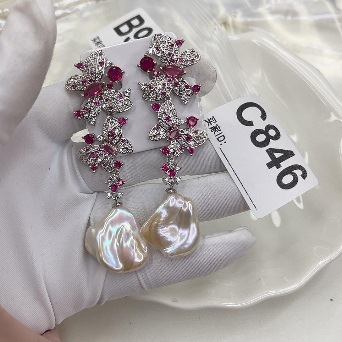 合金耳饰淡水珍珠