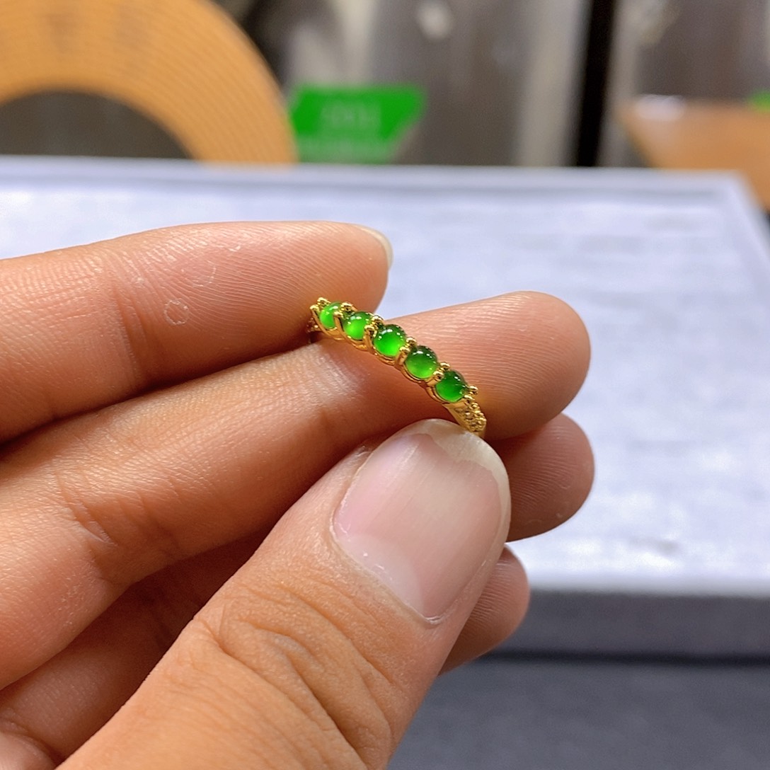 翡翠戒指未镶嵌4号