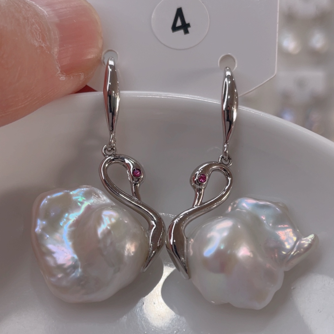 颈饰未镶嵌淡水珍珠