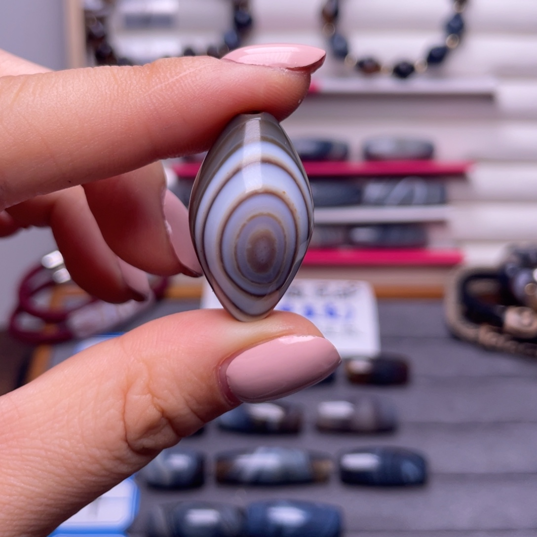 U***9玛瑙/玉髓合金颈饰